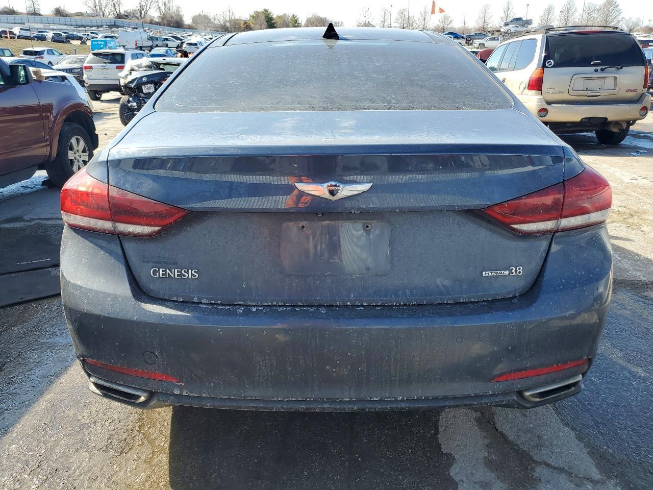 2015 HYUNDAI GENESIS