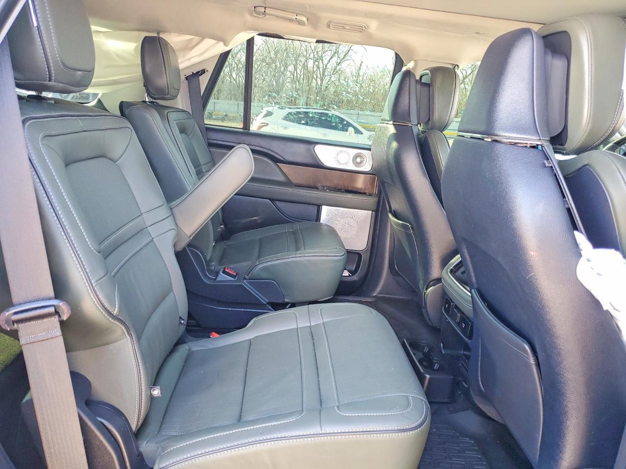 2023 LINCOLN Navigator