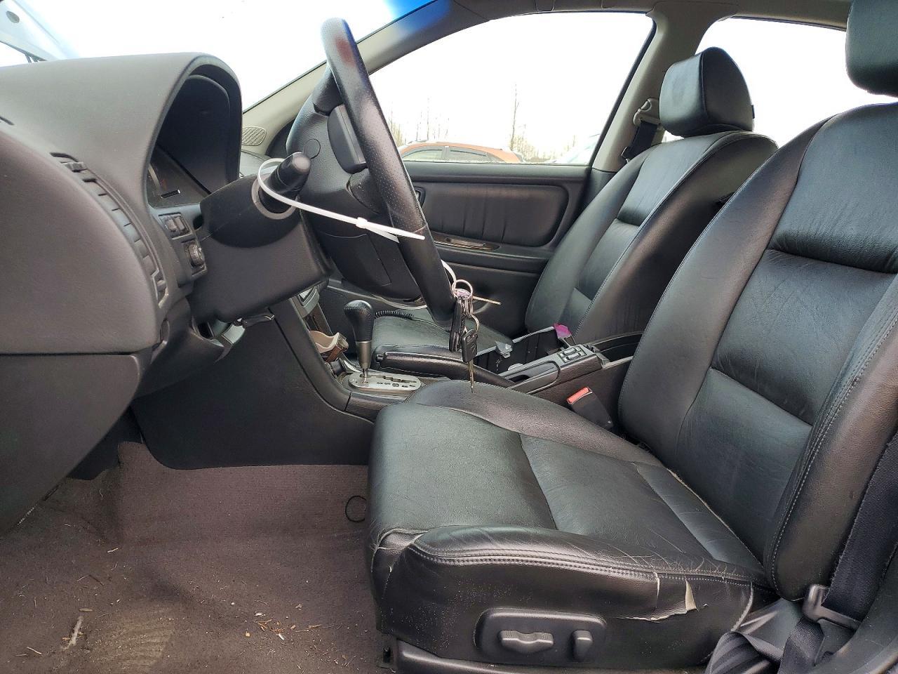 2003 NISSAN Maxima