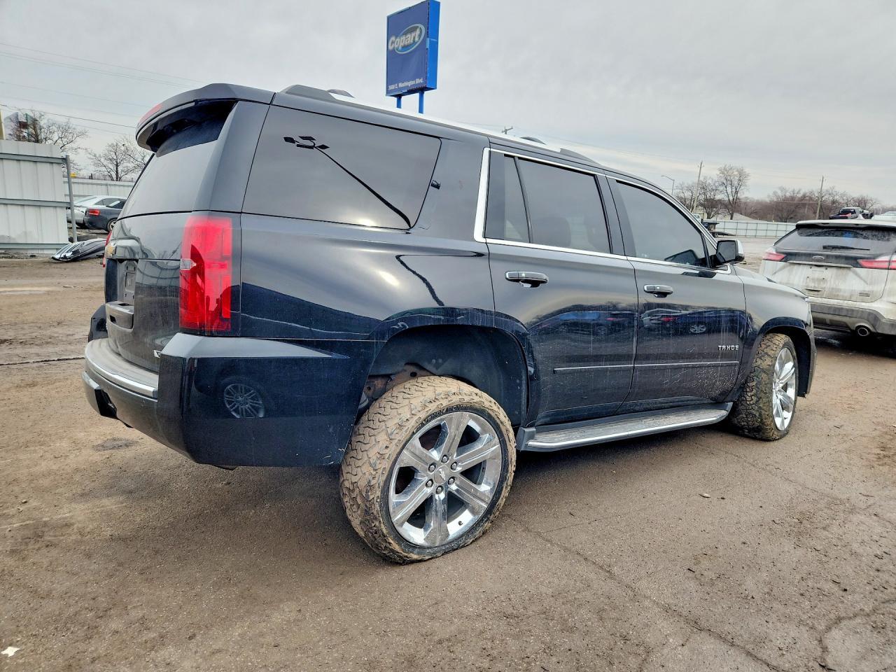 2017 CHEVROLET Tahoe