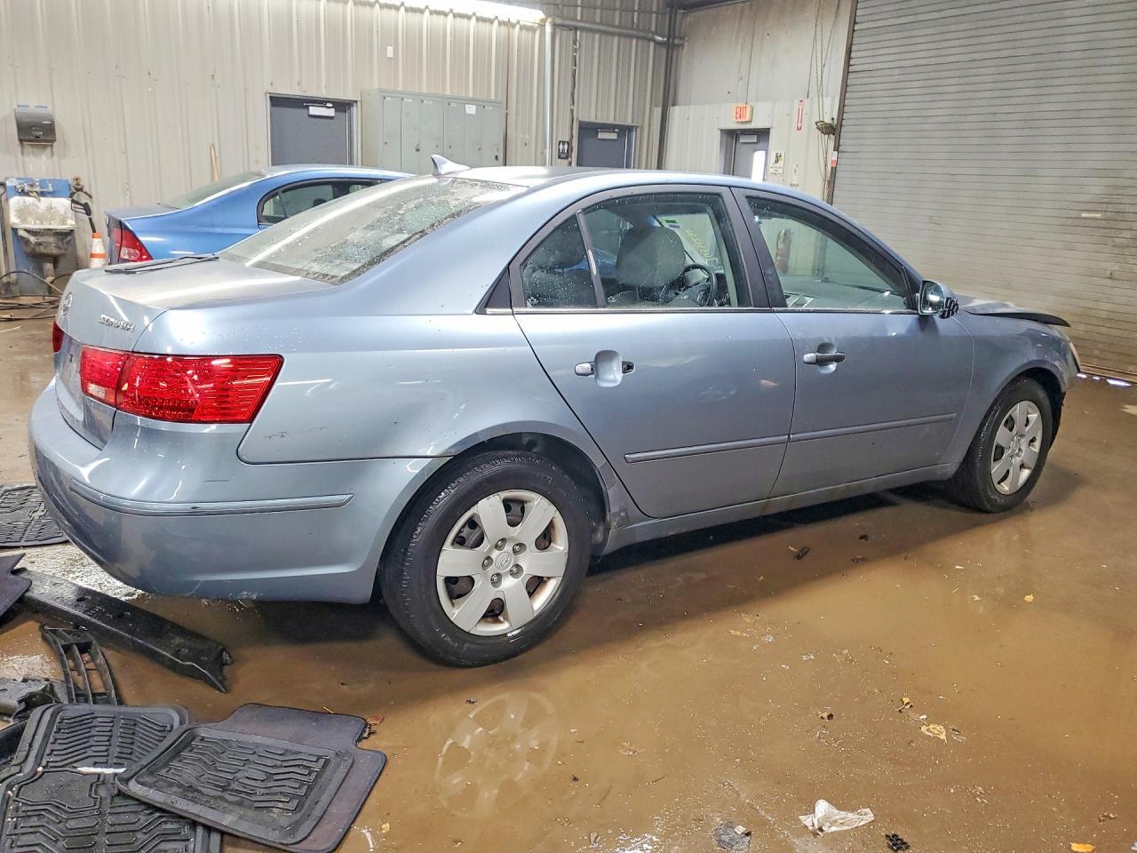 2010 HYUNDAI SONATA