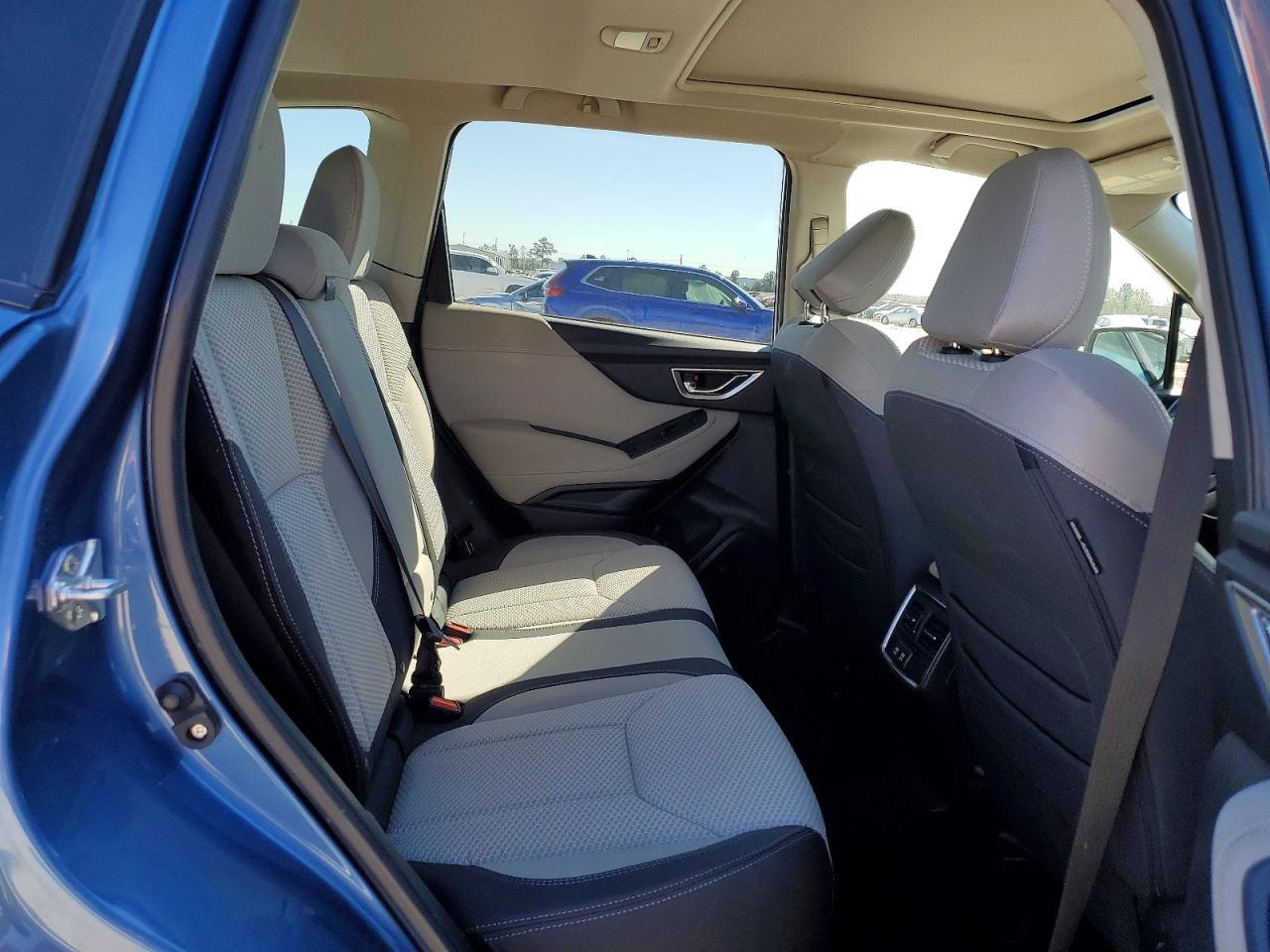 2024 SUBARU FORESTER