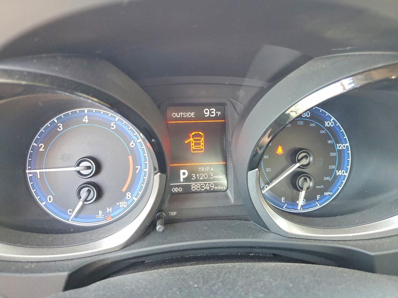 2015 TOYOTA COROLLA