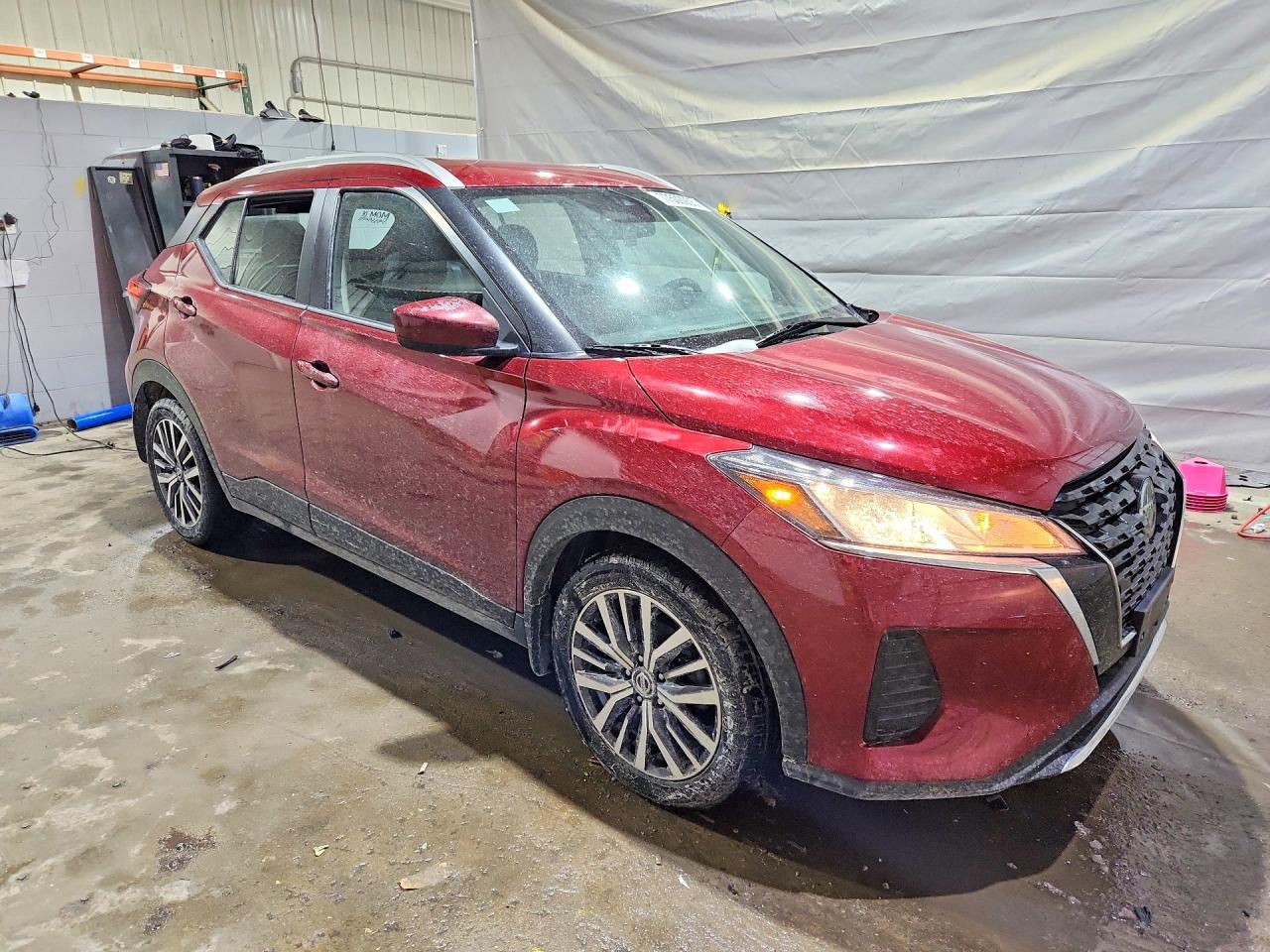 2021 NISSAN KICKS