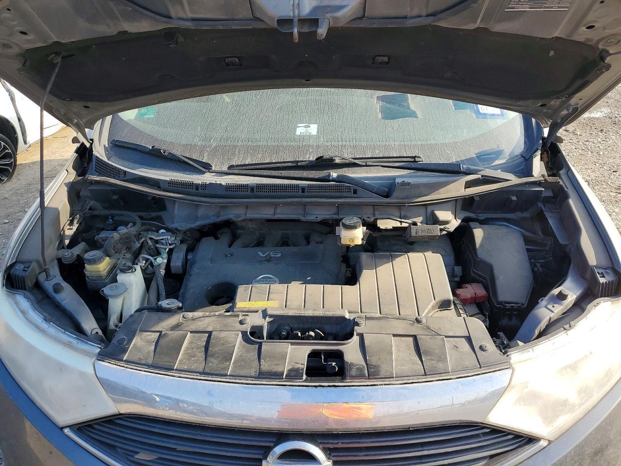 2015 NISSAN Quest