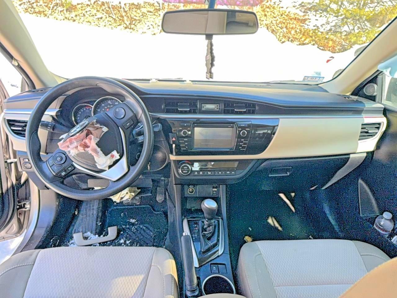 2015 TOYOTA COROLLA