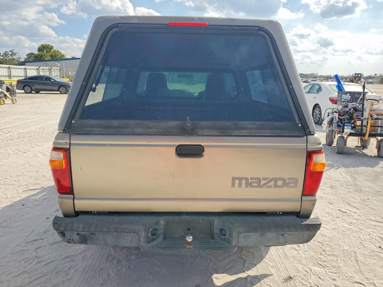 2004 MAZDA B2300