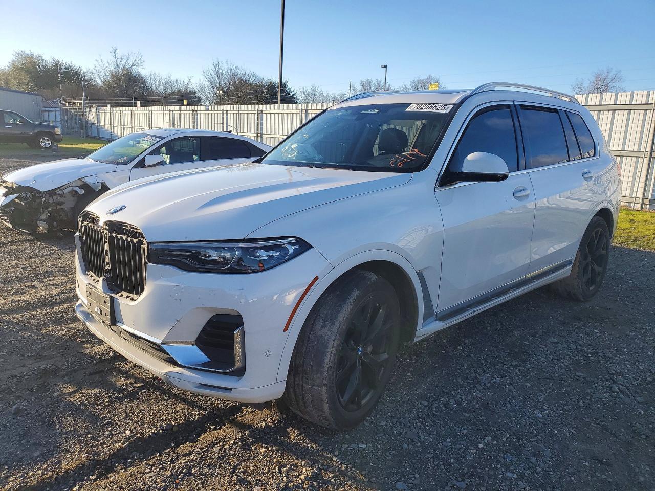 2021 BMW X7