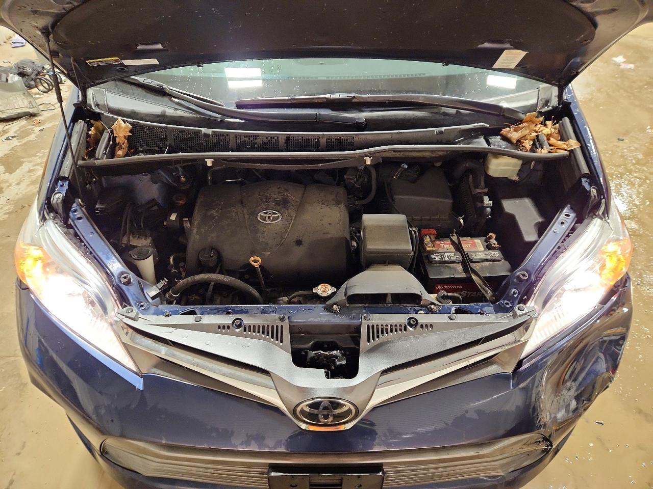 2018 TOYOTA SIENNA