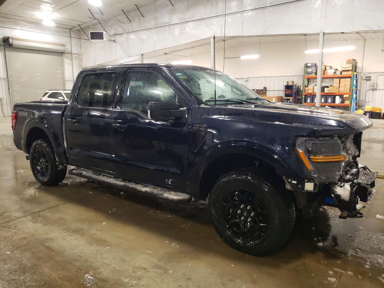 2024 FORD F-150 Lightning