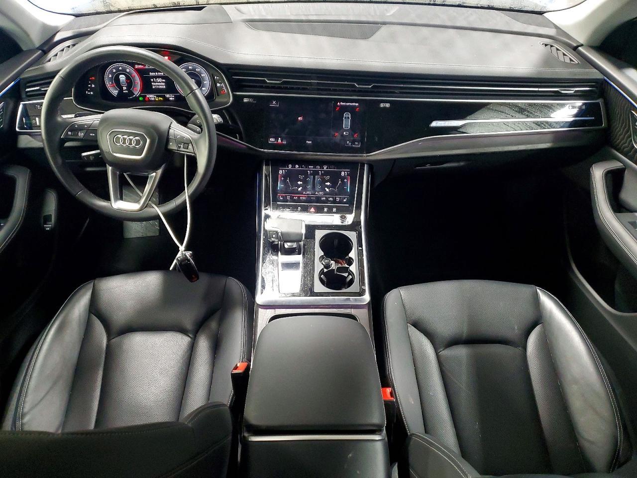 2023 AUDI Q8