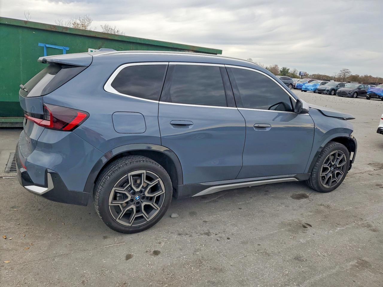 2023 BMW X1