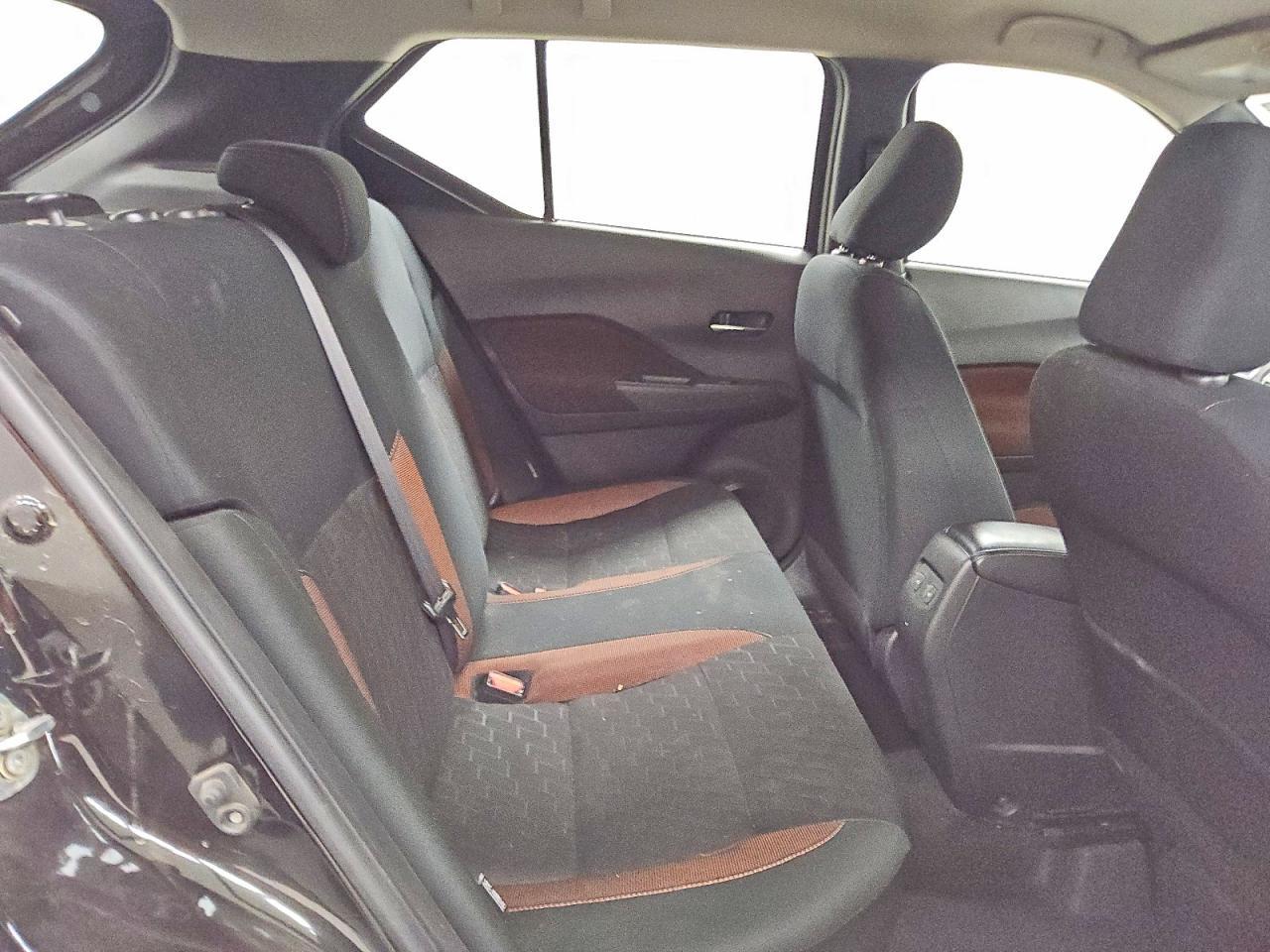 2024 NISSAN KICKS