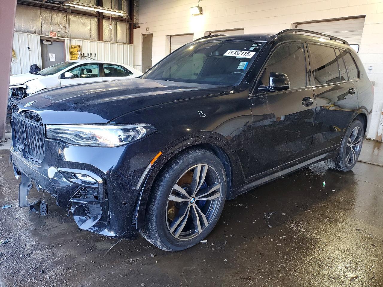 2022 BMW X7