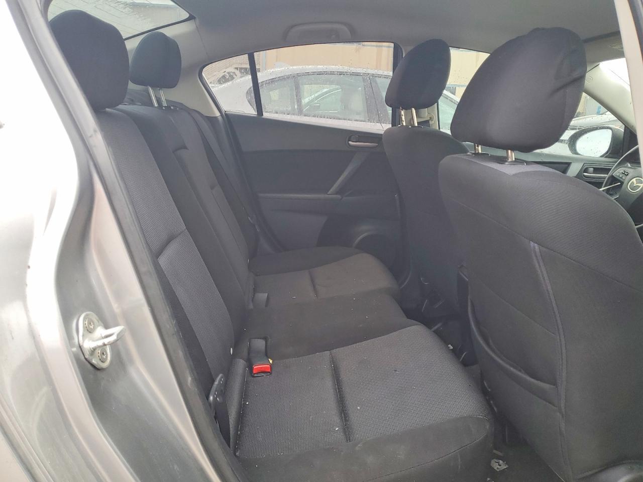 2010 MAZDA 3