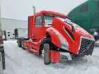 2025 VOLVO VNL
