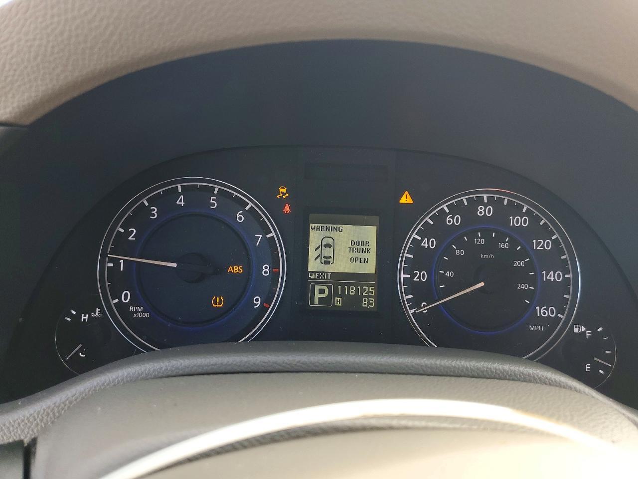 2011 INFINITI G37