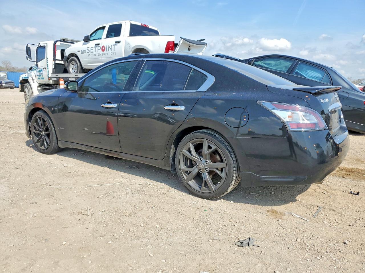 2014 NISSAN Maxima
