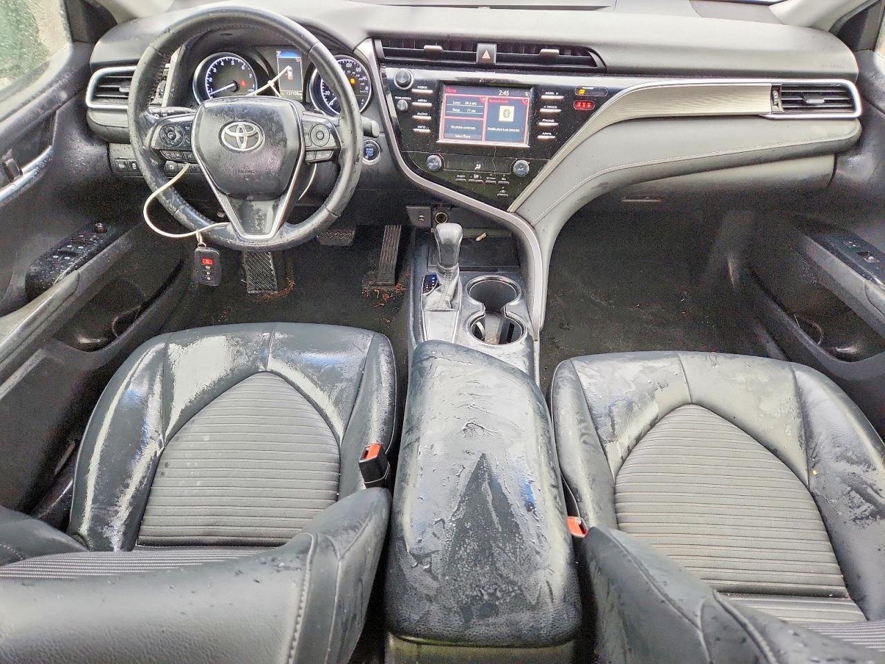 2018 TOYOTA CAMRY