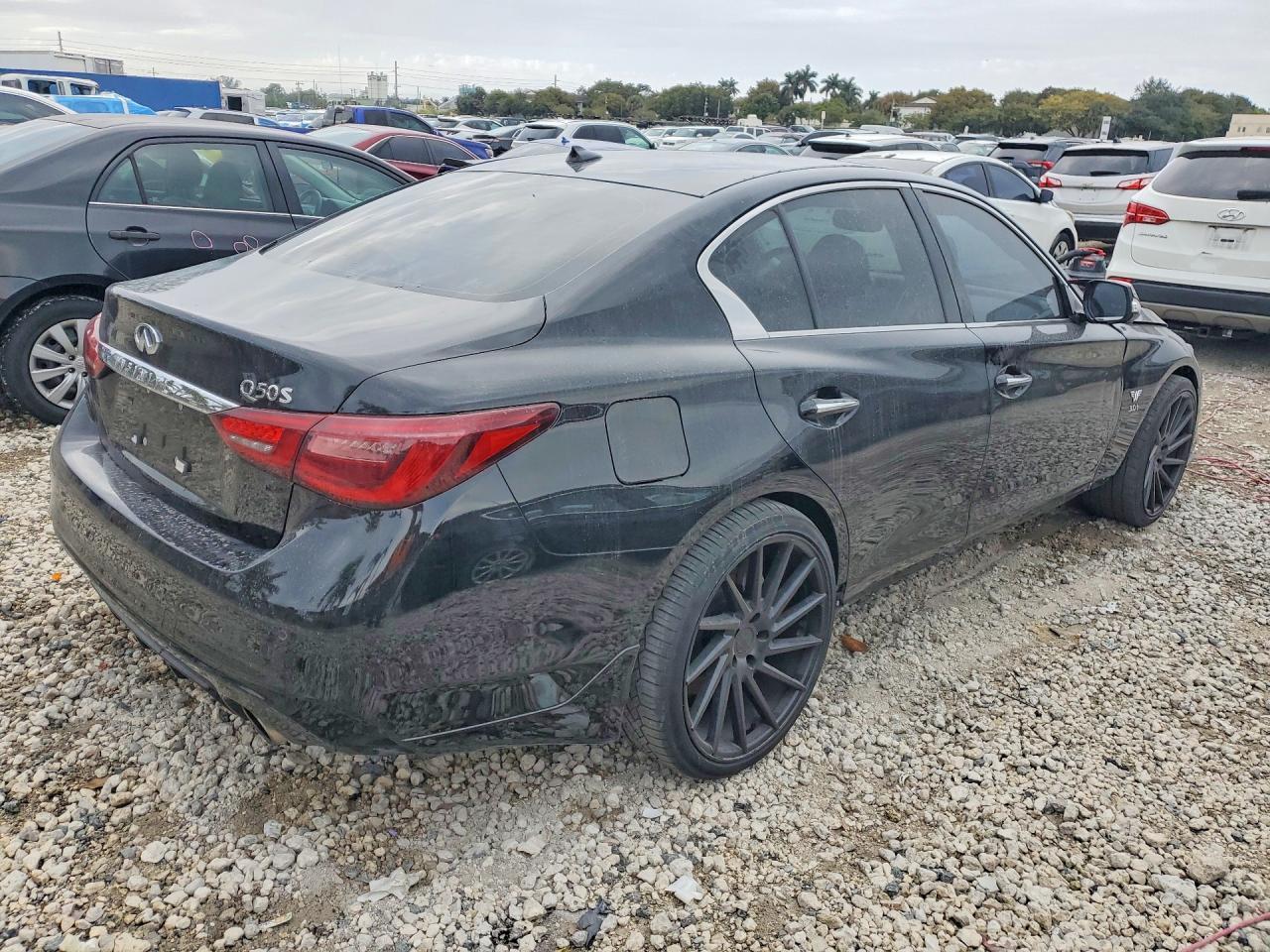 2018 INFINITI Q50