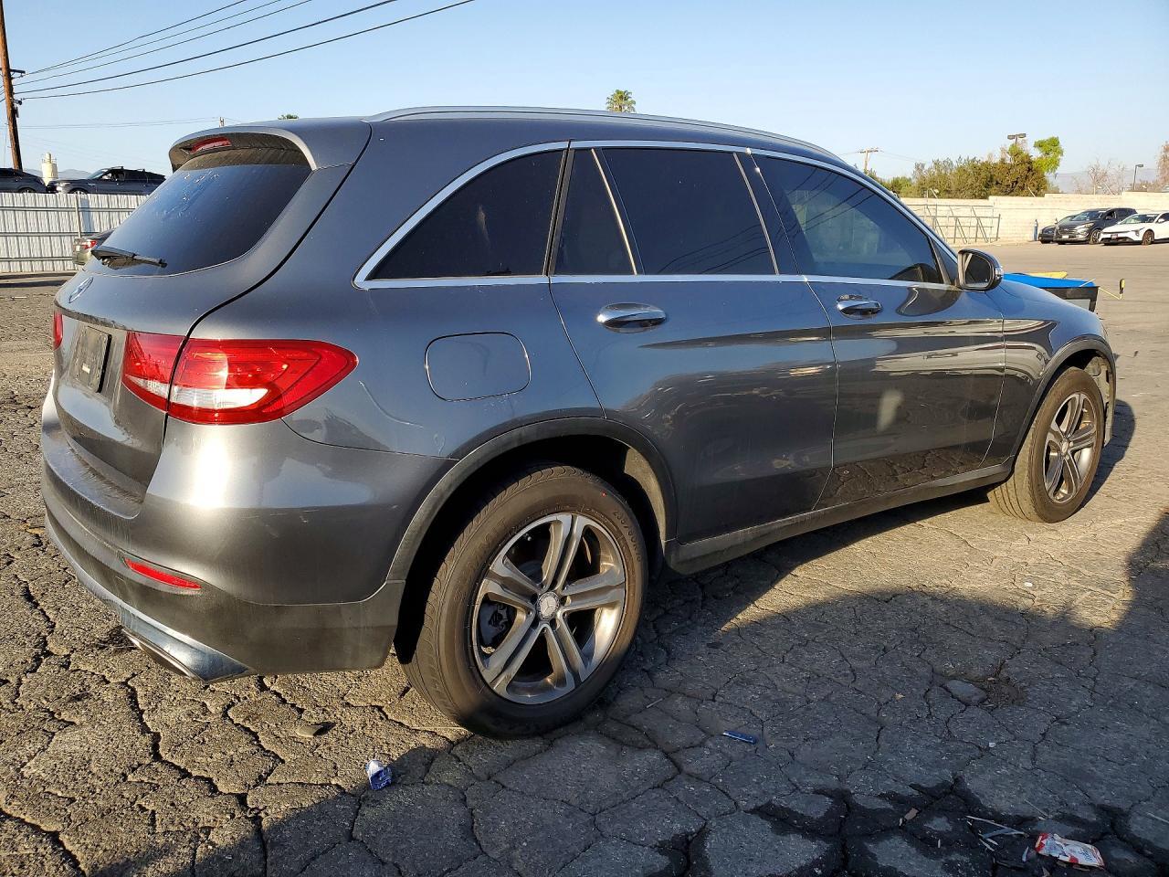 2016 MERCEDES-BENZ GLC-Class