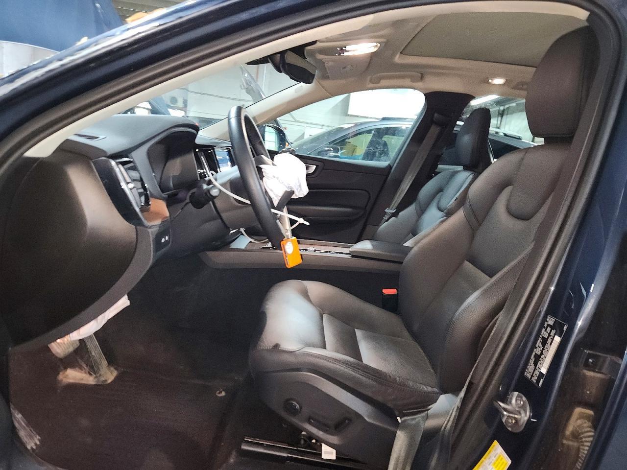 2024 VOLVO XC60
