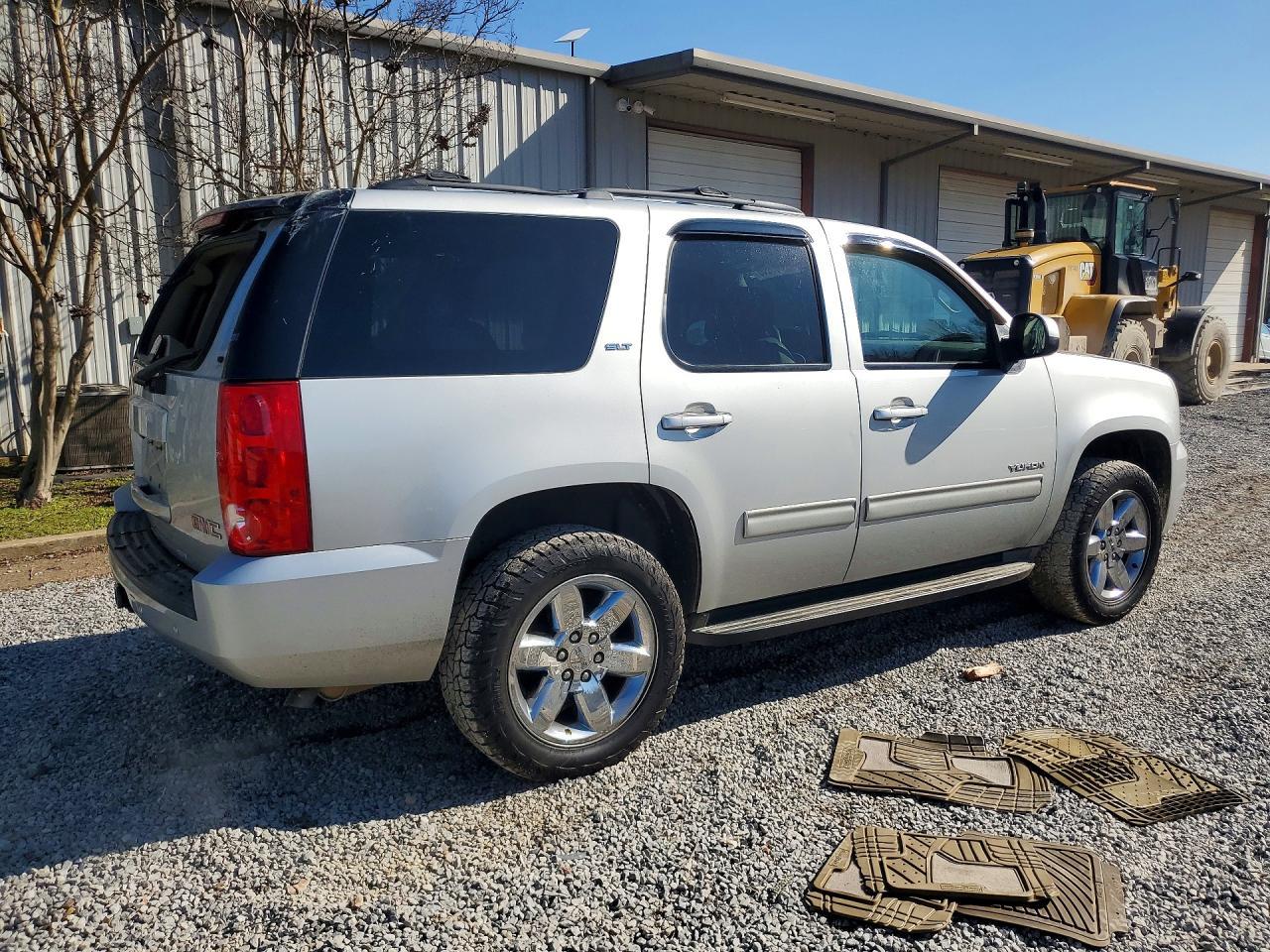 2011 GMC Yukon