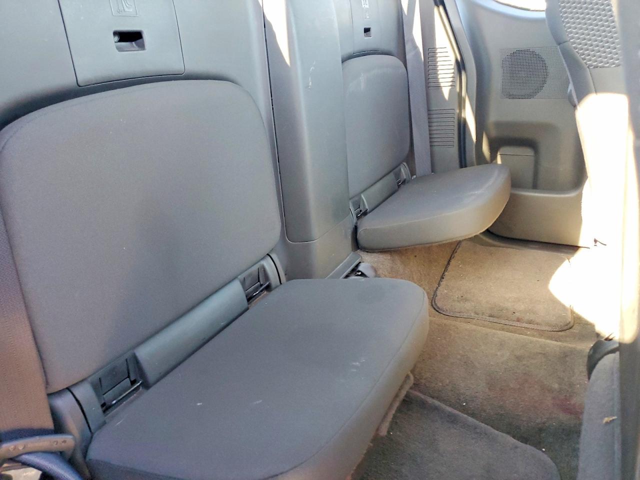 2014 NISSAN Frontier