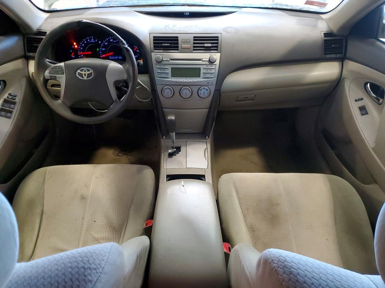 2011 TOYOTA CAMRY