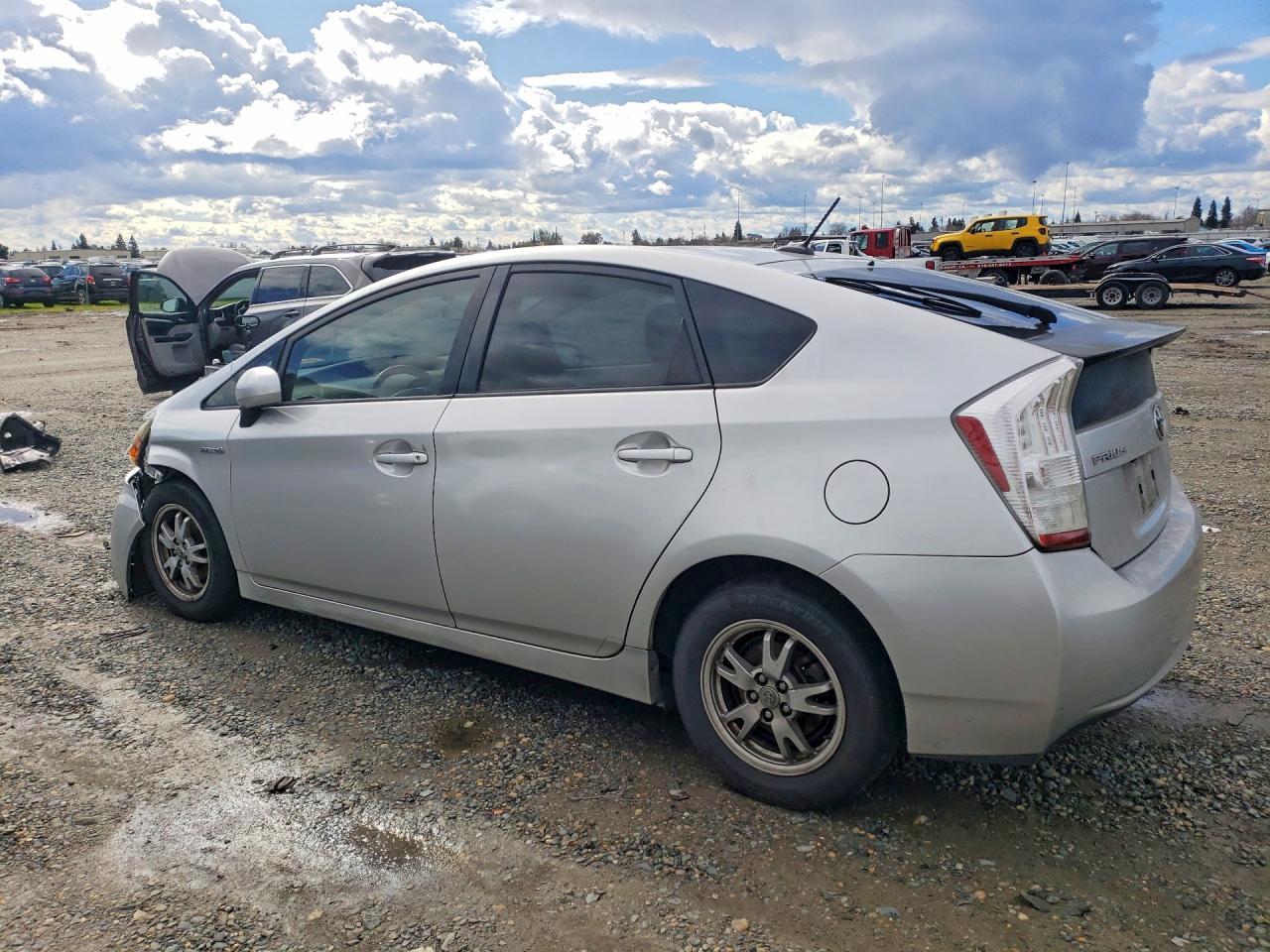 2010 TOYOTA PRIUS