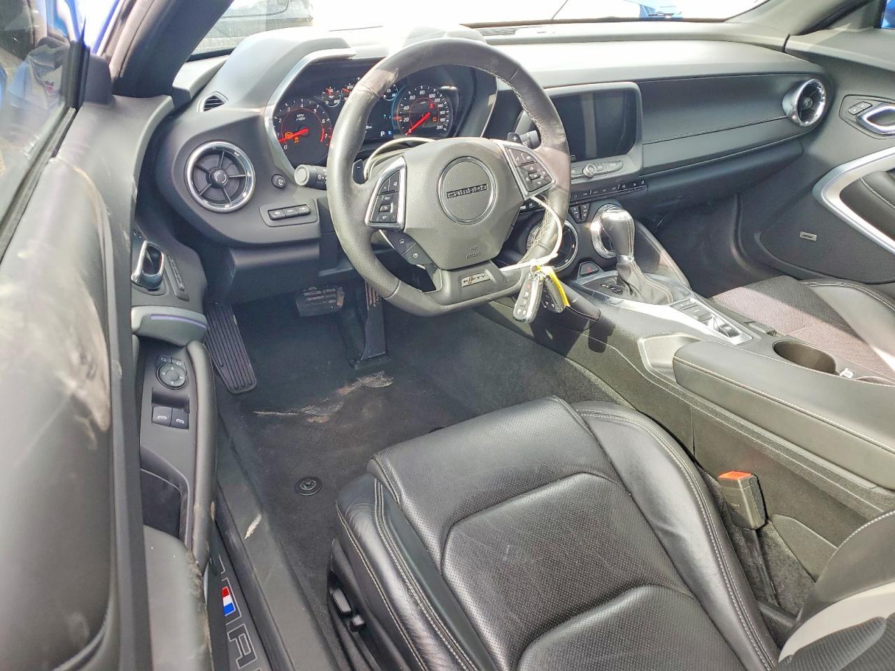 2017 CHEVROLET Camaro