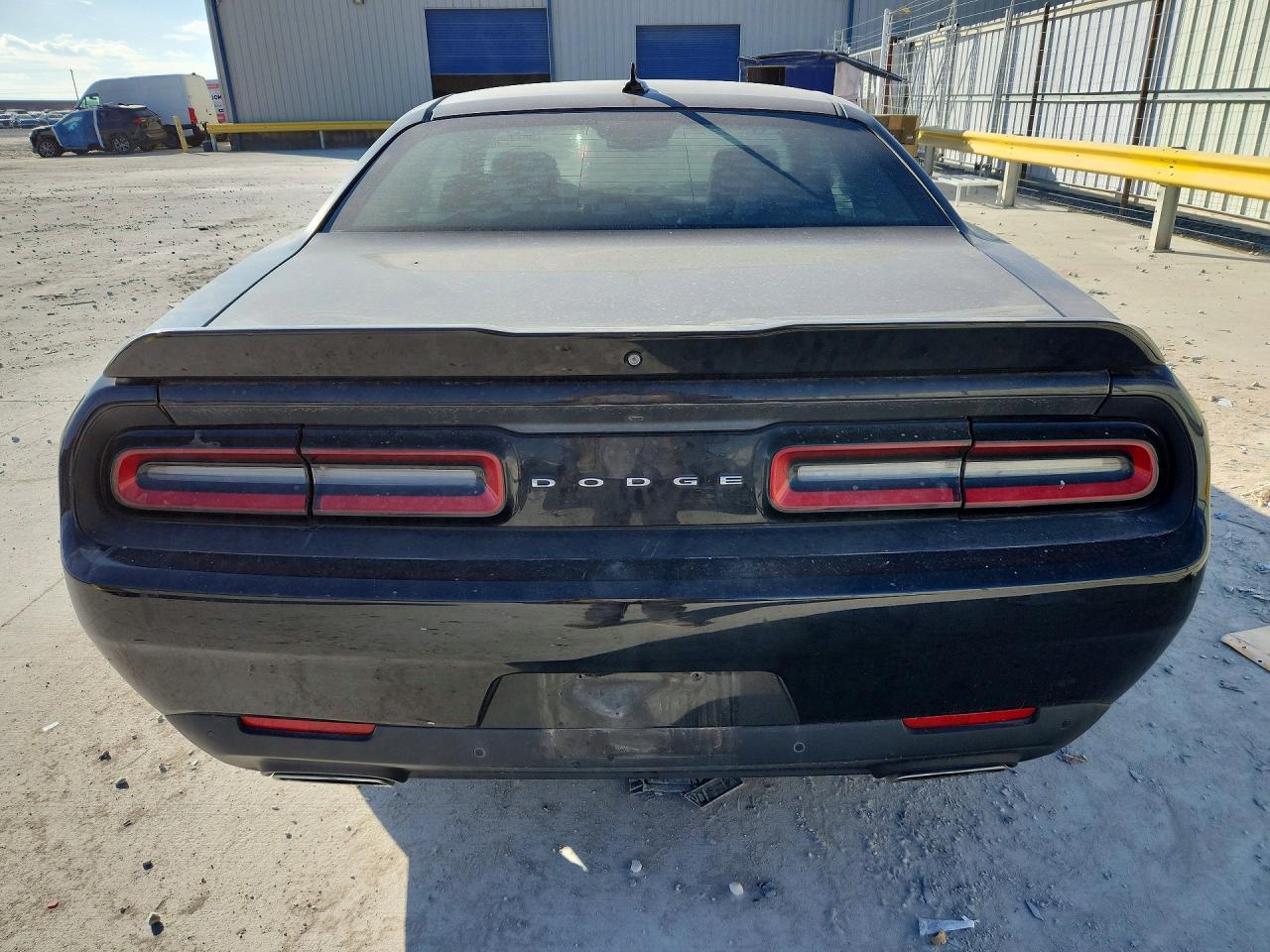 2016 DODGE Challenger