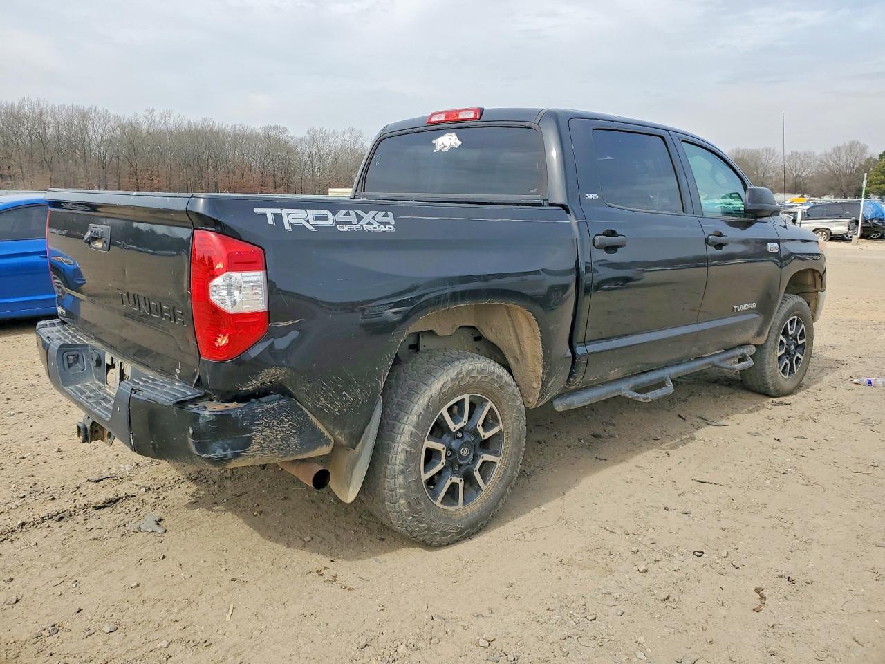 2016 TOYOTA TUNDRA