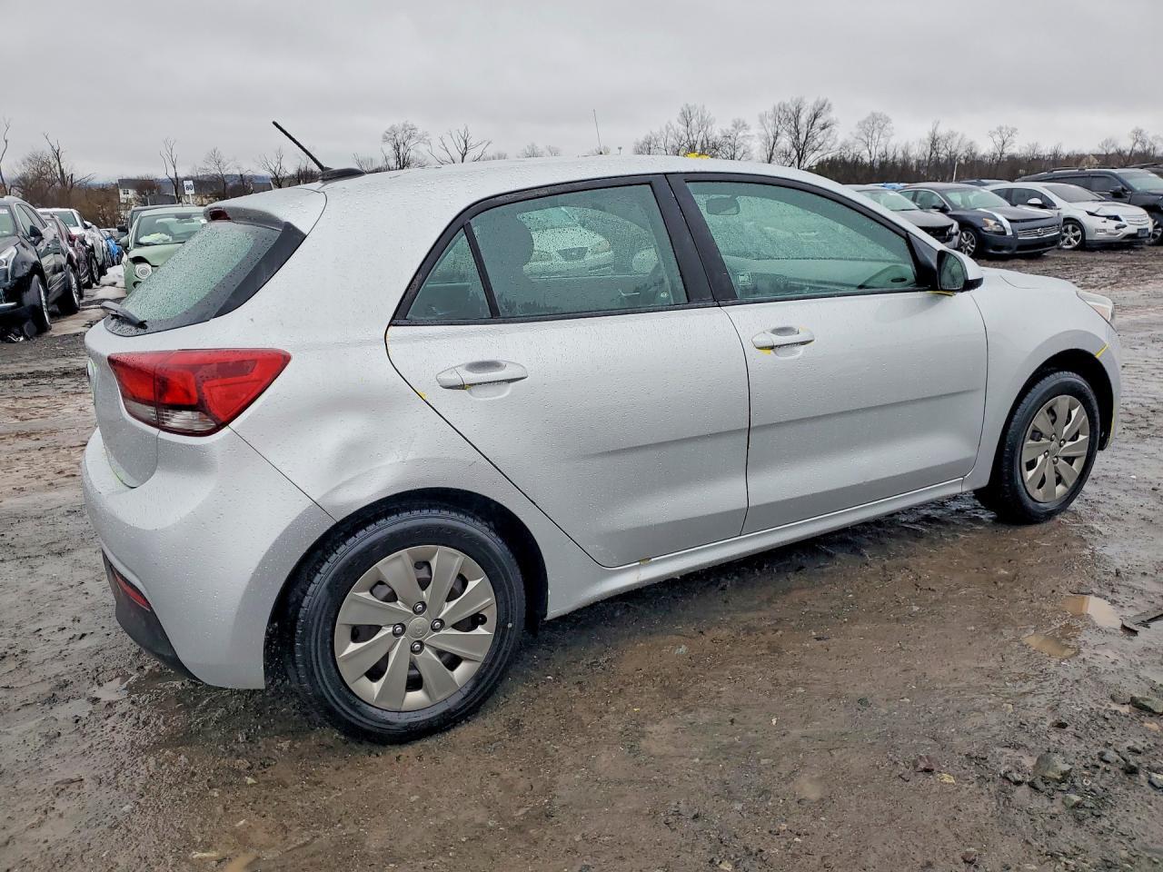 2018 KIA RIO