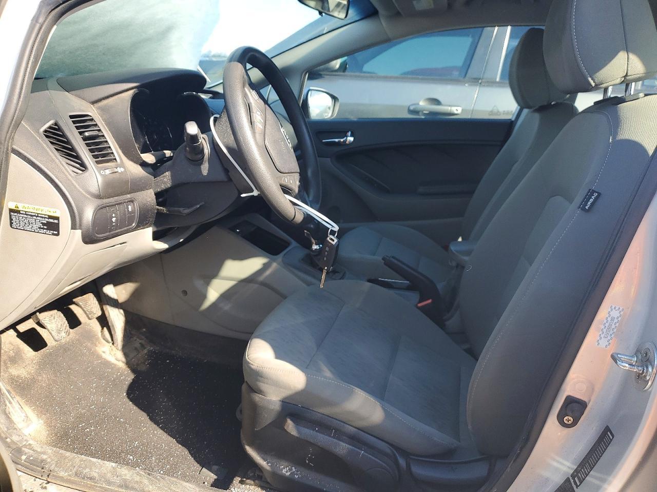 2016 KIA FORTE