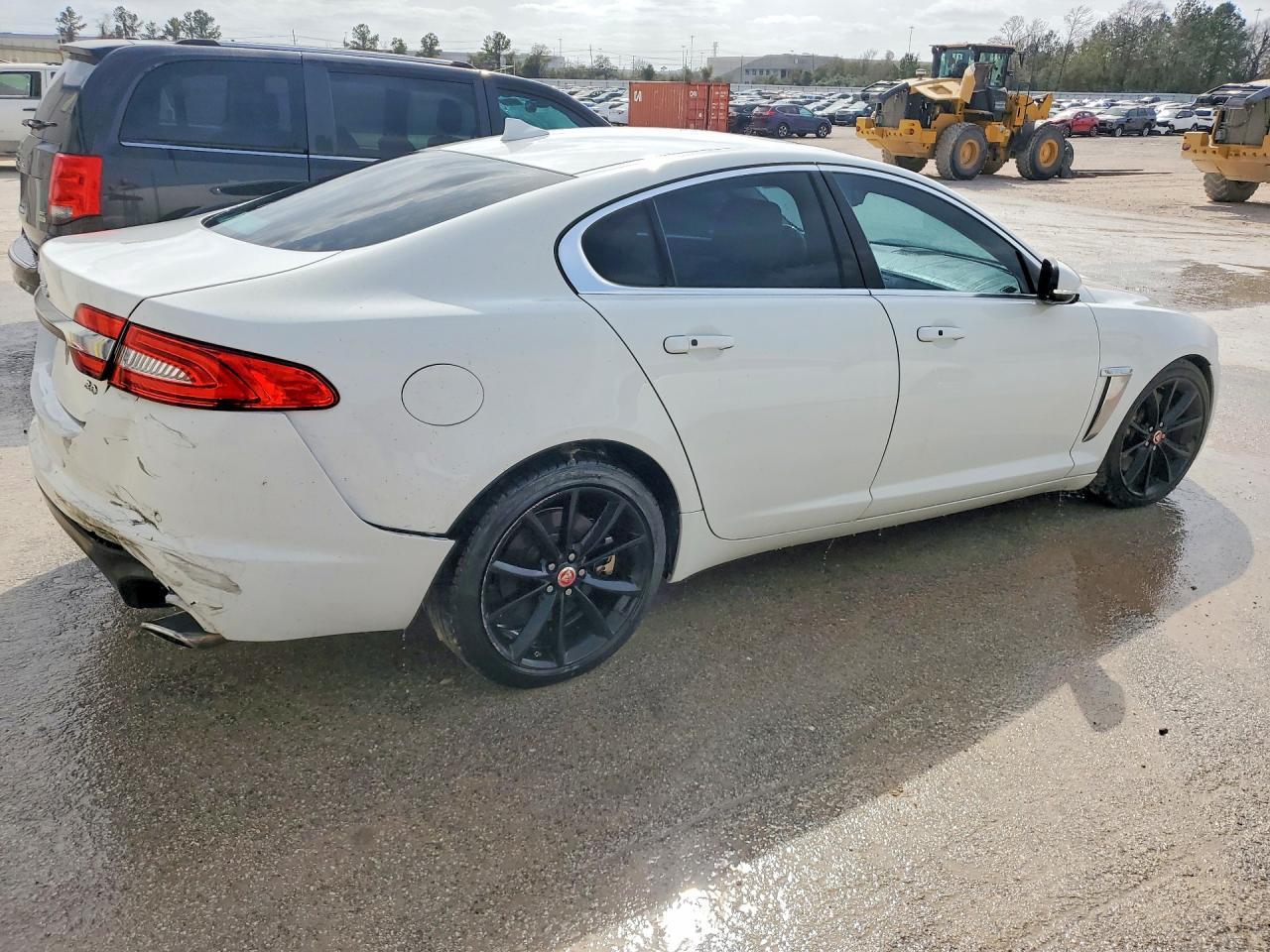 2015 JAGUAR XF