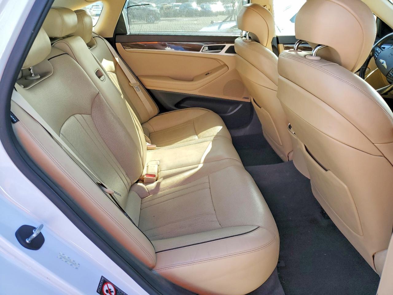 2015 HYUNDAI GENESIS