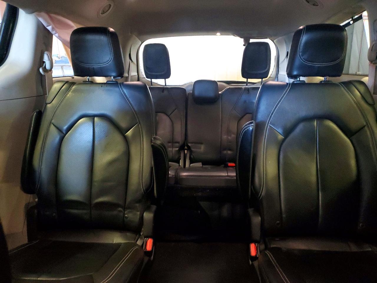2022 CHRYSLER Pacifica