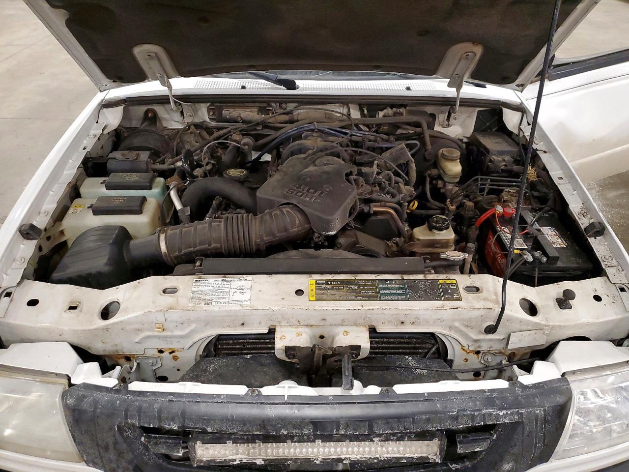 2005 MAZDA B4000