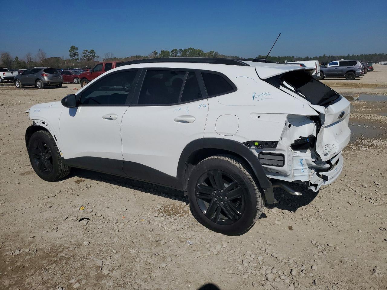 2025 CHEVROLET TRAX