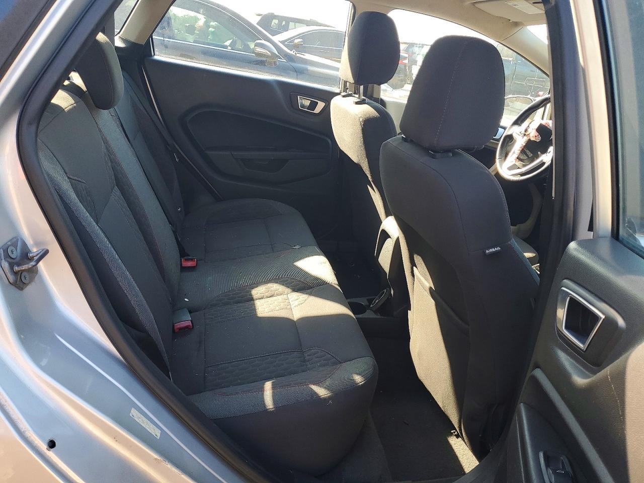 2014 FORD Fiesta