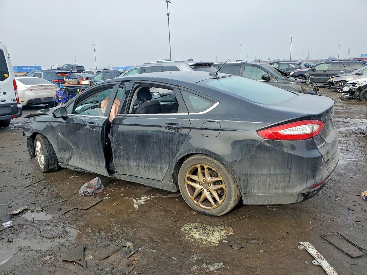 2013 FORD FUSION