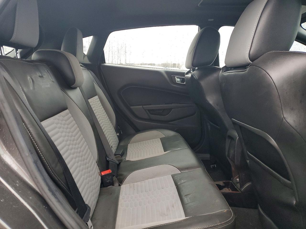 2017 FORD Fiesta