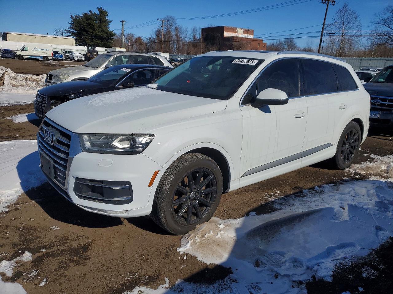 2017 AUDI Q7