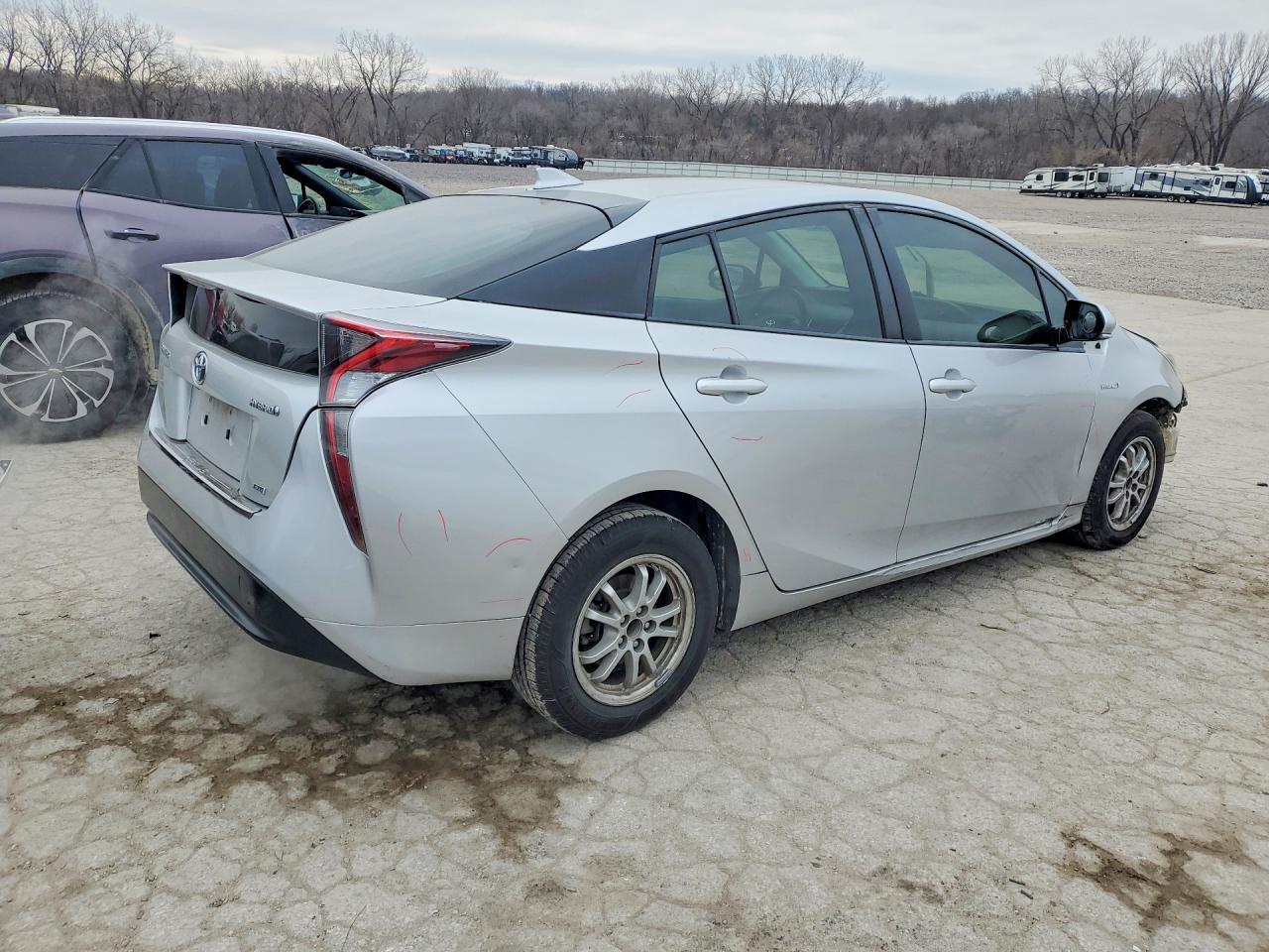2018 TOYOTA PRIUS