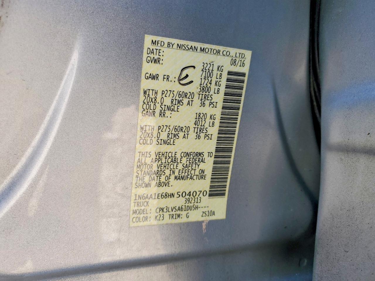 2017 NISSAN Titan