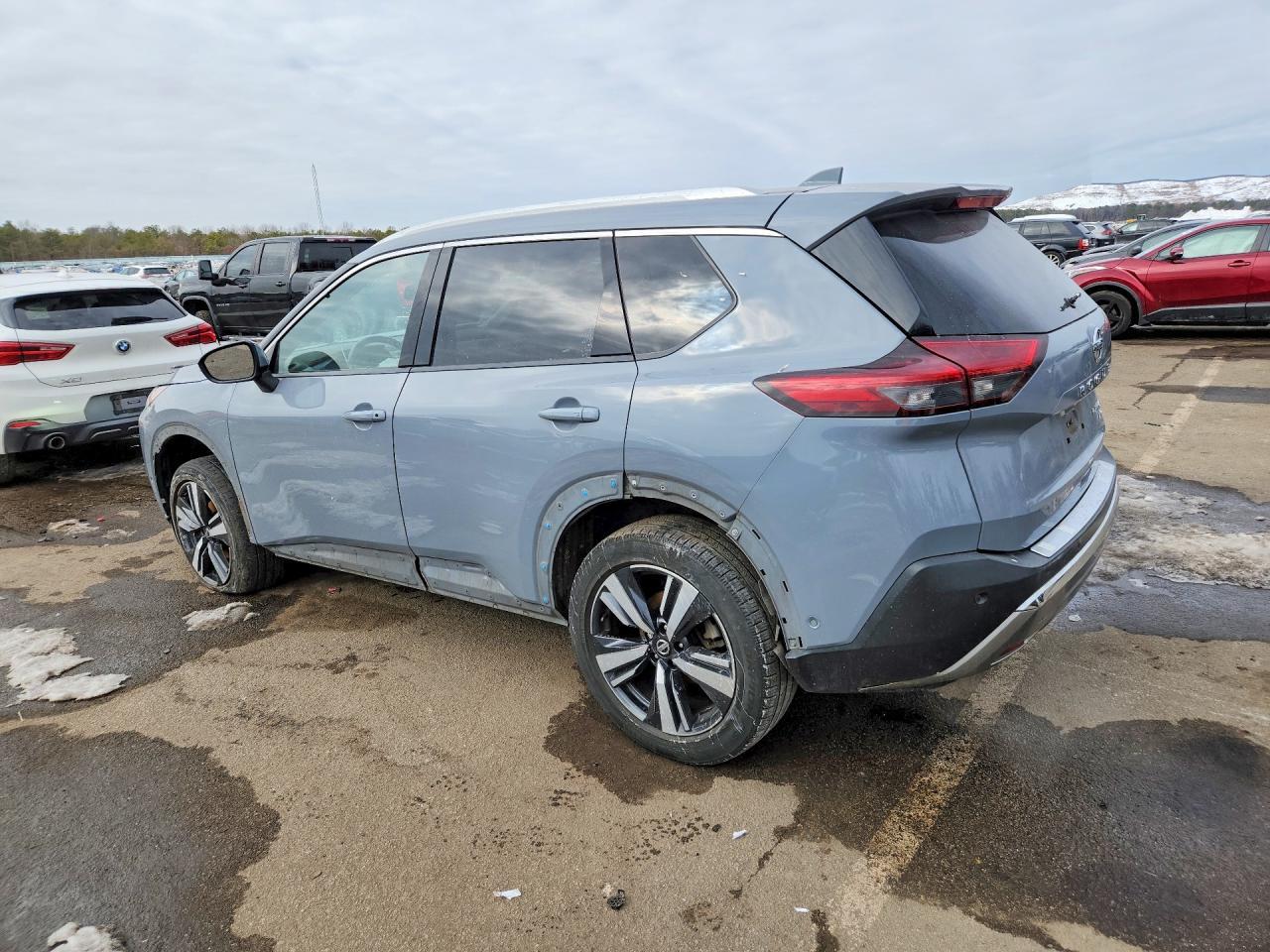 2021 NISSAN ROGUE
