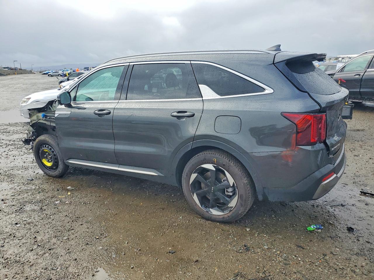 2025 KIA SORENTO