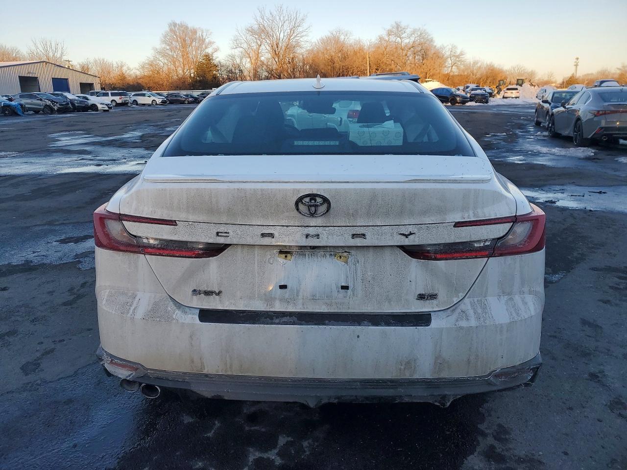 2025 TOYOTA CAMRY