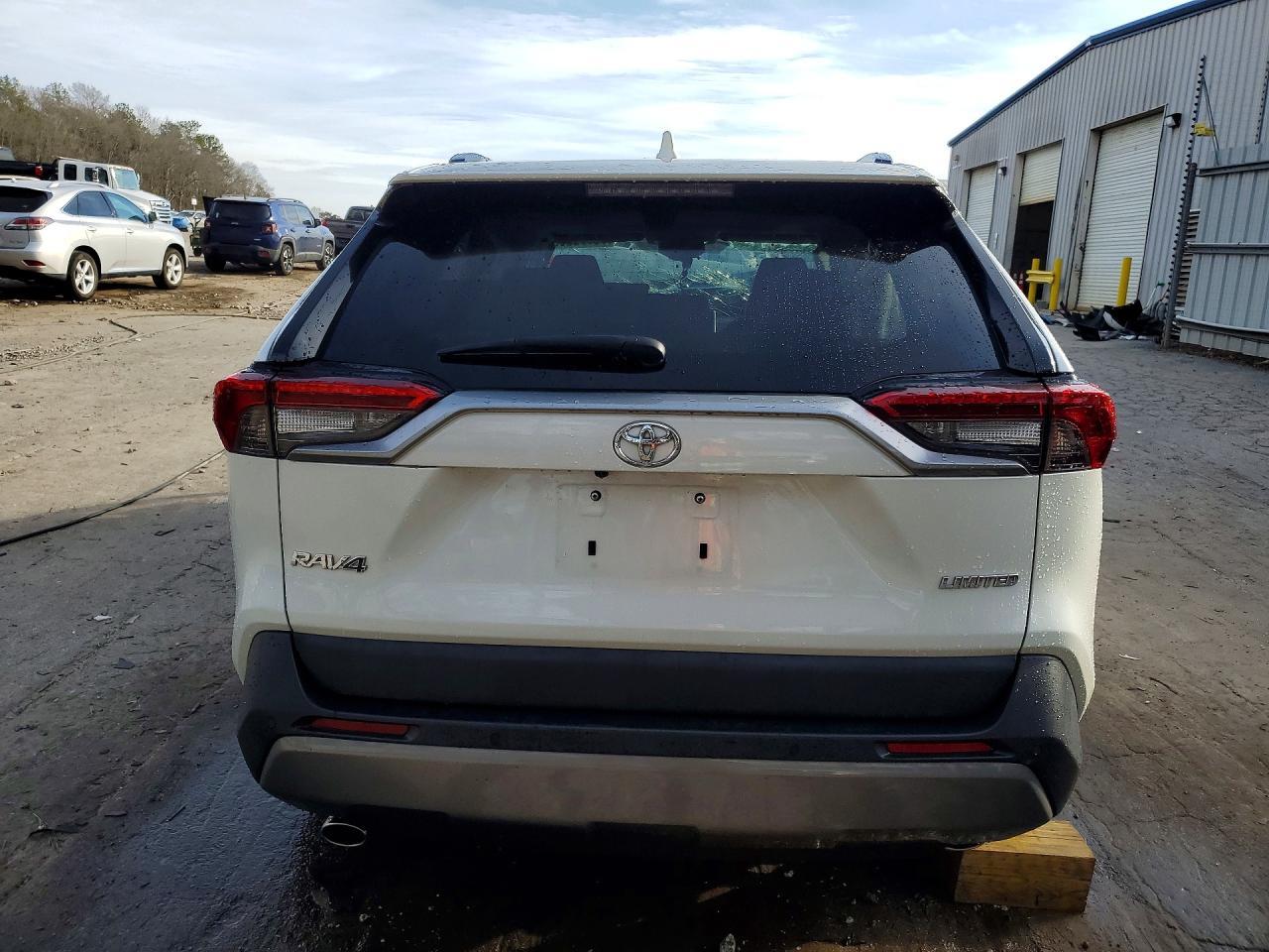 2021 TOYOTA RAV4